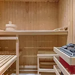 펜션 Lovely In With Sauna *